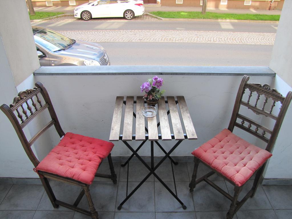 Central Hotel Гера Екстериор снимка